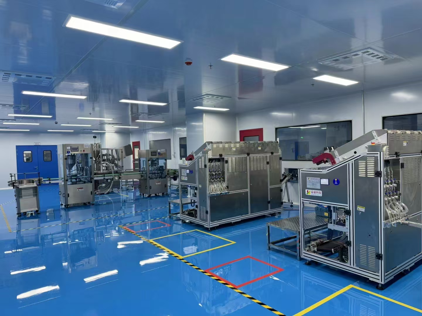 全自動面膜灌裝機讓精華“零損耗”